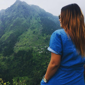 Meet your Posher, Elina